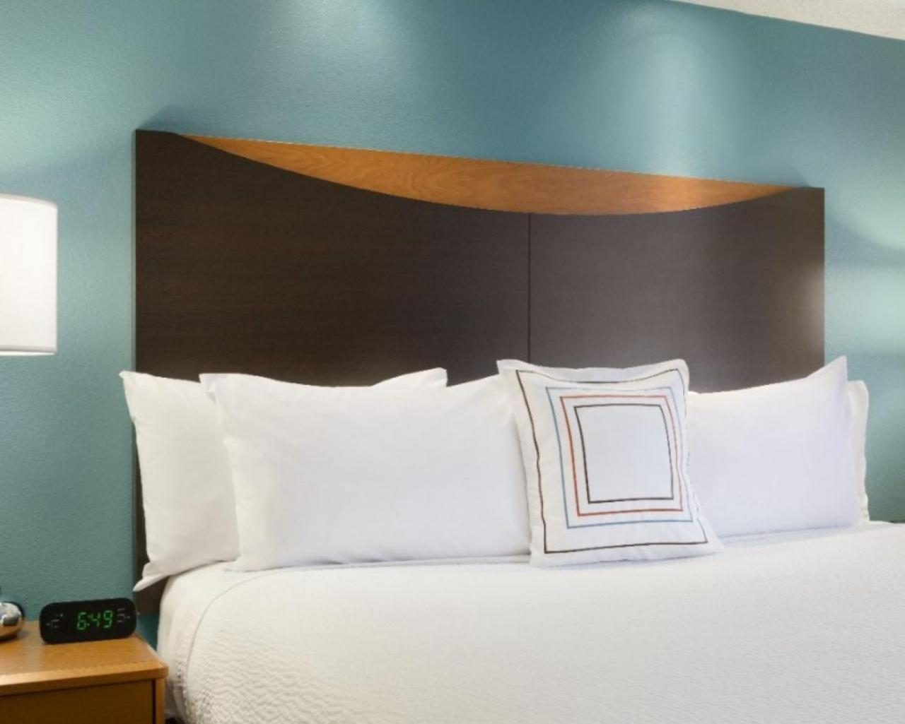 Fairfield & Omaha East/council Bluffs, Ia Hotel